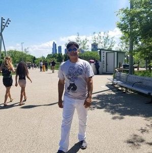 Meet your Posher, Adan